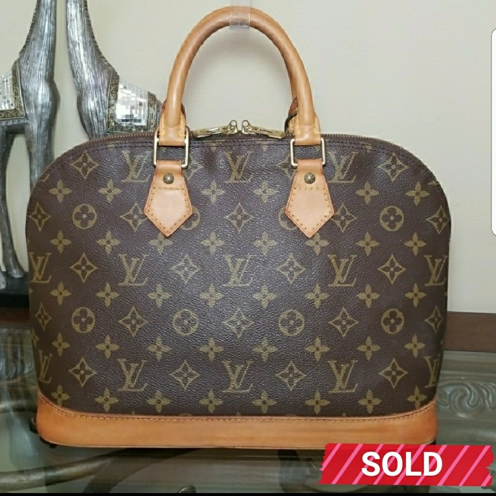 Authentic Louis Vuitton Alma PM - Picture 1 of 8